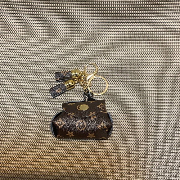 Accessories - Luxury Brown Keychain Pouch